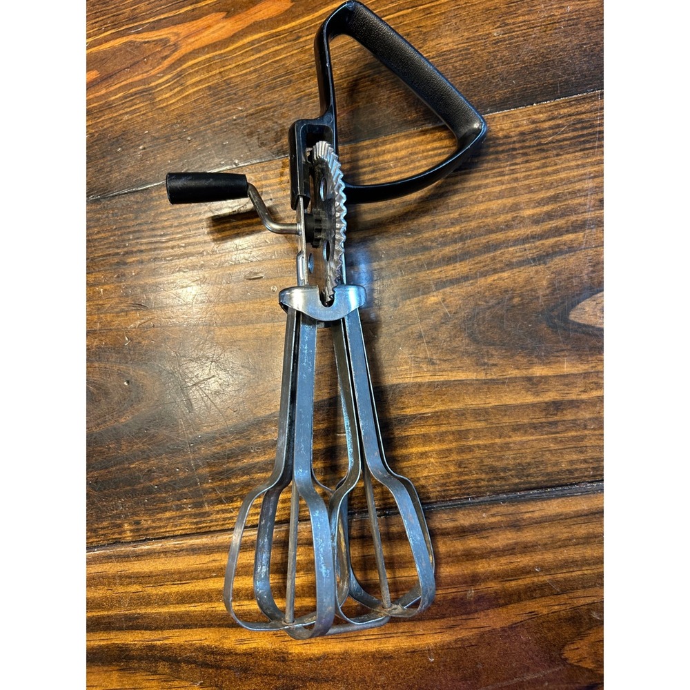 Vintage EKCO‎ Hand Crank Egg Beater Manual Rotary Mixer Black Handle USA Made